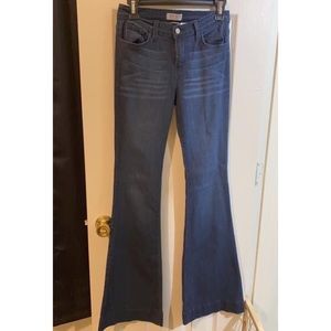 Women’s wide flare jeans.